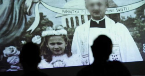 Comment le Vatican a-t-il réagi face aux accusations de pédophilie à travers l’histoire?