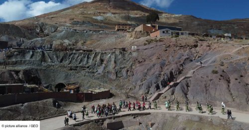 Dans cette mine bolivienne qui fut l'une des plus célèbres du monde, on peut aujourd'hui acheter légalement de la dynamite