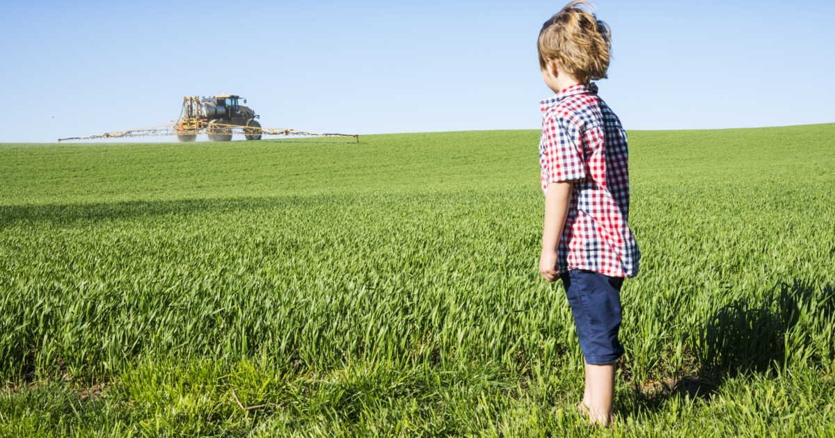 En France métropolitaine, un établissement scolaire sur quatre serait potentiellement exposé à une forte « pression pesticide »
