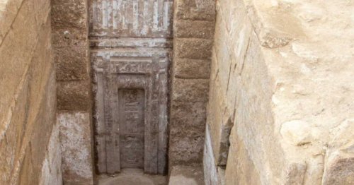 L'Œil de GEO: derrière une fausse porte en granit, les archéologues découvrent le tombeau d'un prince égyptien oublié