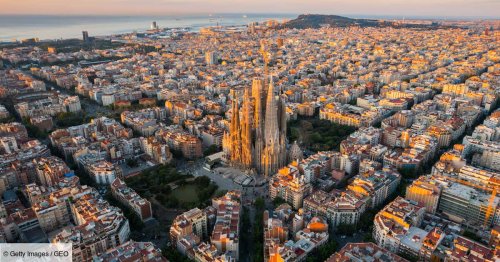Les quatre tours de la Sagrada Familia sont enfin achevées, plus de 140 ans après le début de sa construction