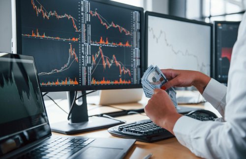 The Future of Investing: Stocks, ETFs, and Financial Freedom