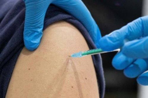 Niederländischer Junge setzt Corona-Impfung gegen Willen seines Vaters durch
