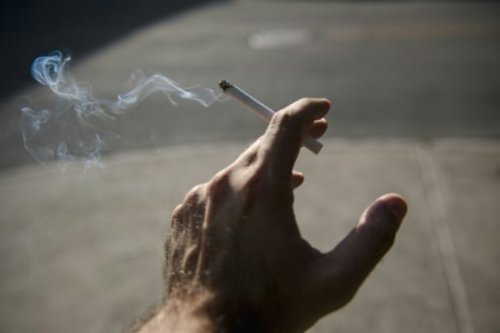 In Großbritannien diskutiertes Rauchverbot sorgt auch hierzulande für Debatte
