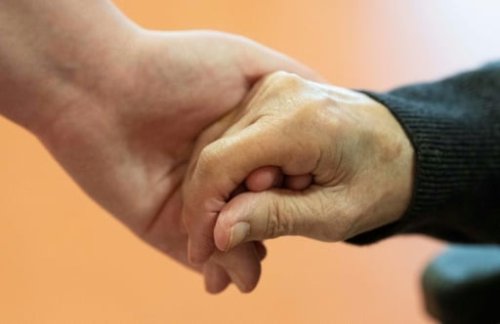 GKV-Spitzenverband: Pflegeversicherung machte 2024 Defizit von 1,54 Milliarden Euro