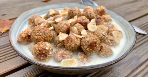 Healthy mini banana bread breakfast cereal recipe that's delicious and nutritious
