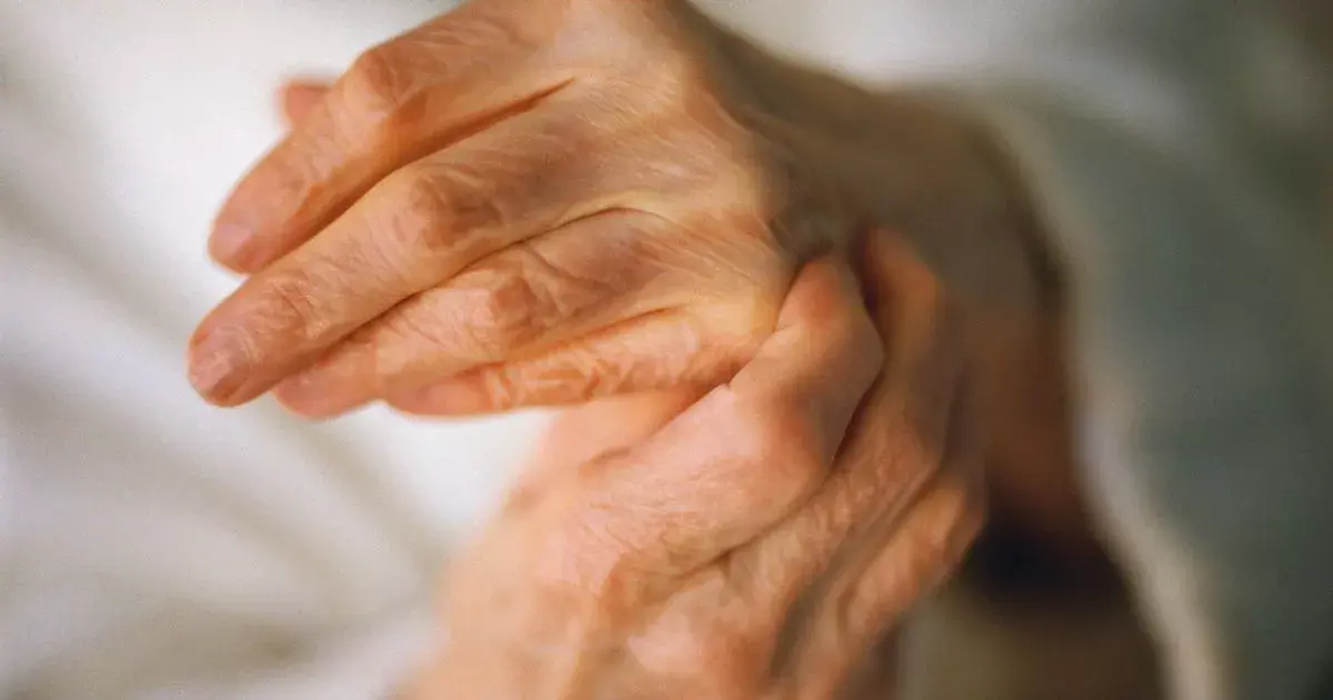 People suffering from arthritis warned to avoid two fruits that 'cause pain'