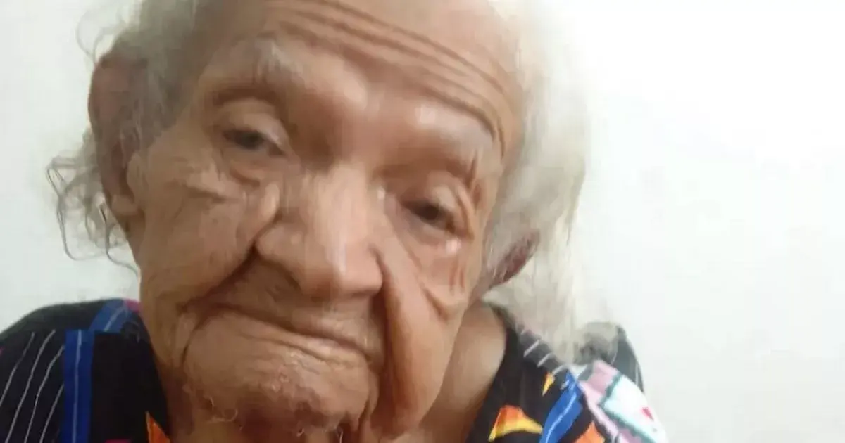 World's oldest woman, 120, has two habits for long life