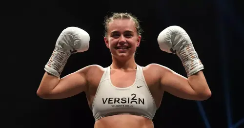 Boxer dies at just 25 after battle with ‘incurable’ cancer weeks after getting married