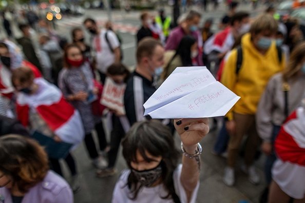 Manifestazione dei bielorussi che vivono in Polonia dopo il dirottamento del volo Ryanair