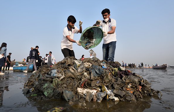 Beach cleanup in Mumbai