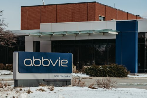AbbVie plans to offer senior notes to fund Immunogen, Cerevel deals