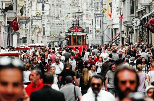 Şehir gezginlerinin 2022 tercih sıralamasında İstanbul Paris'i geride bıraktı