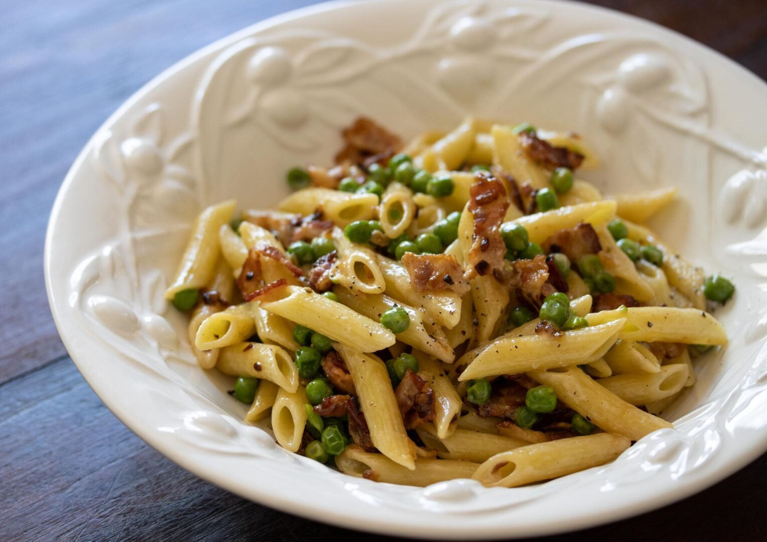 Penne Pasta, Peas and Bacon