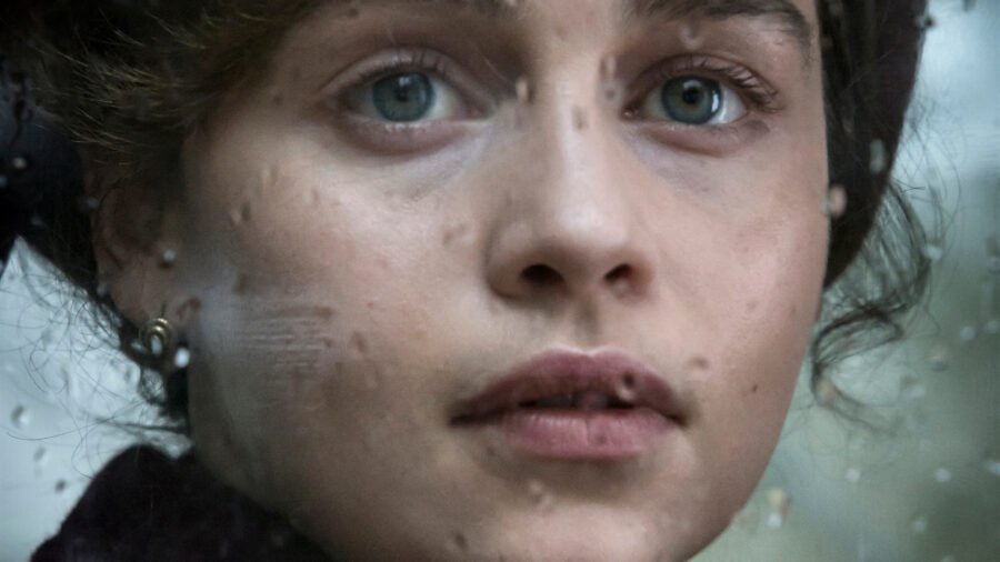 Exclusive: Emilia Clarke Will Star In A Sex Trafficking Movie