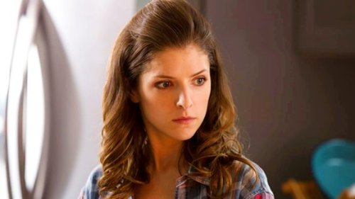 See Anna Kendrick Take Selfies In A Sexy Retro Outfit Next To A Blowup Doll