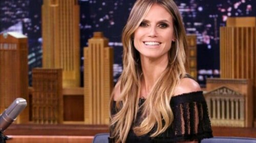 Heidi Klum Risks A Wardrobe Malfunction Bouncing Around In Sexy Video Flipboard 