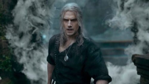 Netflix Cancels The Witcher, Ends With Season 5 Henry Cavill Replacement | GIANT FREAKIN ROBOT