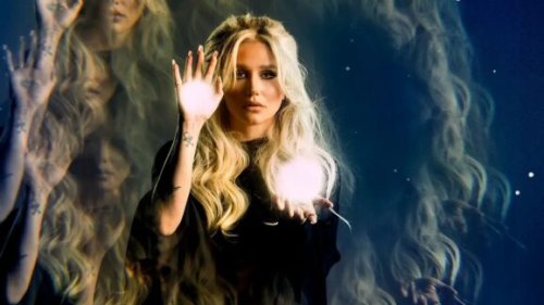 See Kesha In See-Through Dress That Reveals Everything | Flipboard