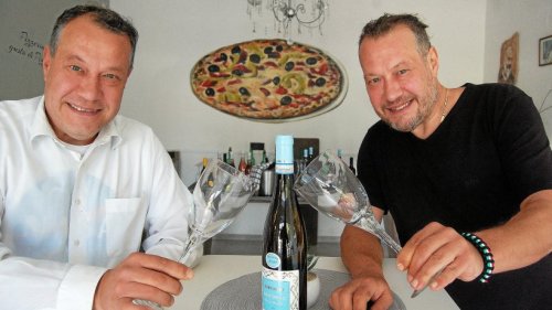 Zwillinge sind leidenschaftliche Pizza-Bäcker in Braunschweig
