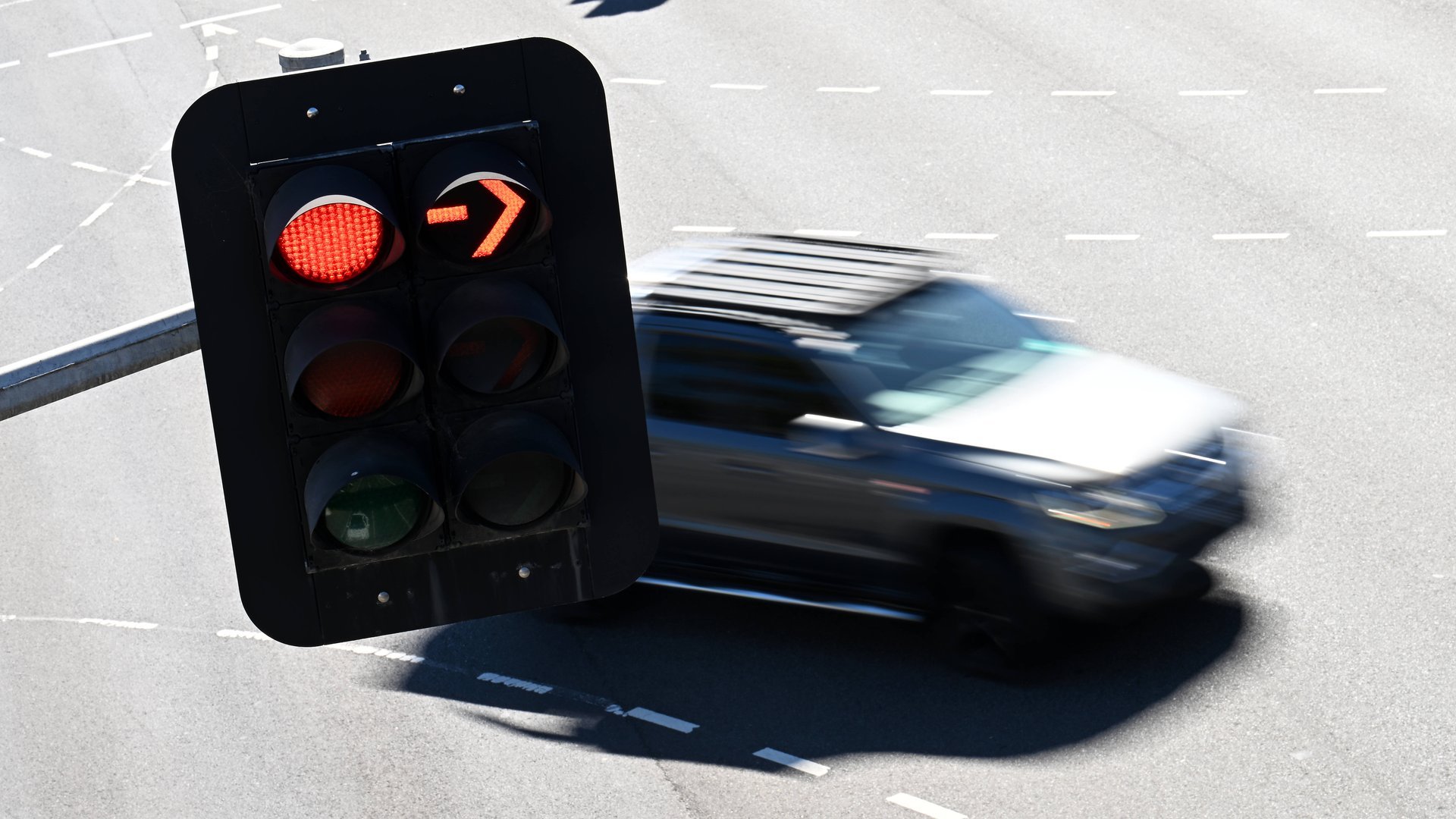 Rot heißt Stopp! Unter diesen Umständen könnt ihr mit dem Auto trotzdem fahren