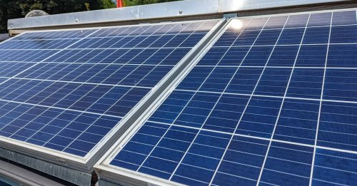 Balkonkraftwerk kaufen: So viel darf eine Mini-Solaranlage aktuell kosten