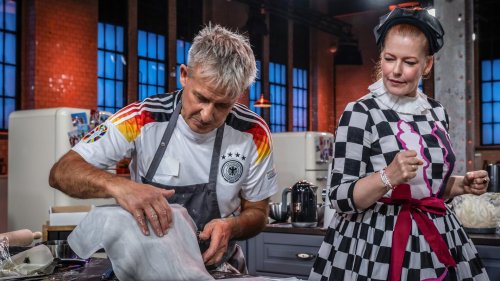 Unerwarteter Exit bei „Das große Promibacken“: Liegt auf der roten Schürze etwa ein Fluch?