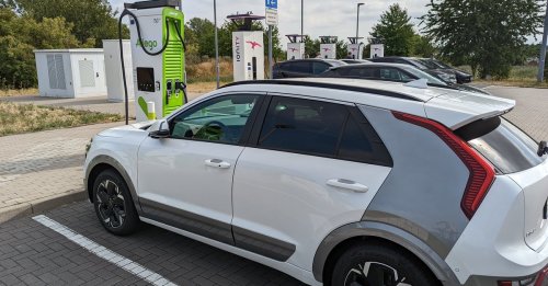 E-Auto-Preise steigen: Stromer kosten über 5.000 Euro mehr als vor einem Jahr