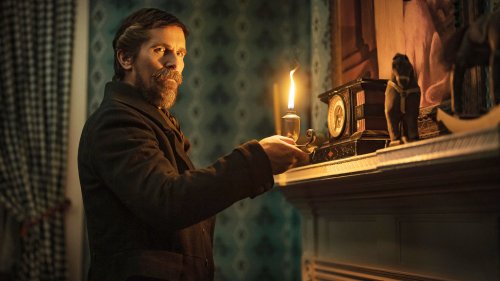 „Harry Potter“-Star und Christian Bale jagen das Böse im neuen Netflix-Trailer zum Okkult-Horror