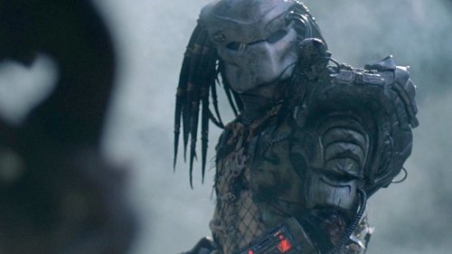 Brutal wie nie zuvor: Der Predator zeigt sich im ersten Horror-Trailer zu „Prey“
