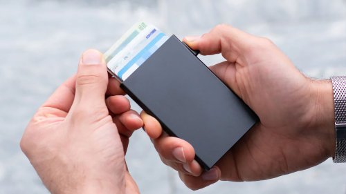 Für 24,99 Euro: Amazon verkauft ein Portemonnaie, das Rekorde bricht