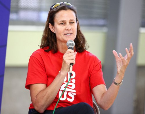 Pam Shriver reveals “traumatic” relationship with 50-year-old coach as teenager