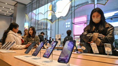The Memory Shortage Is So Bad That Smartphone Shipments Hit a Record Low