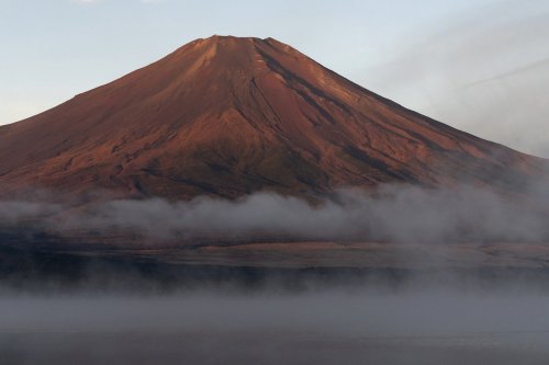 Student Rescued From Mt. Fuji Returns to Find His Phone, Needs to Be Rescued Again