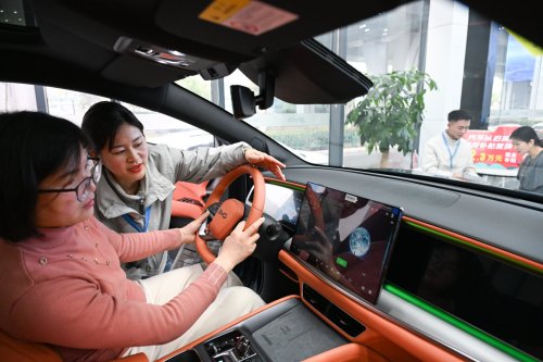 Tesla Killer: China's BYD Says It Can Now Charge an Electric Car in 5 Minutes