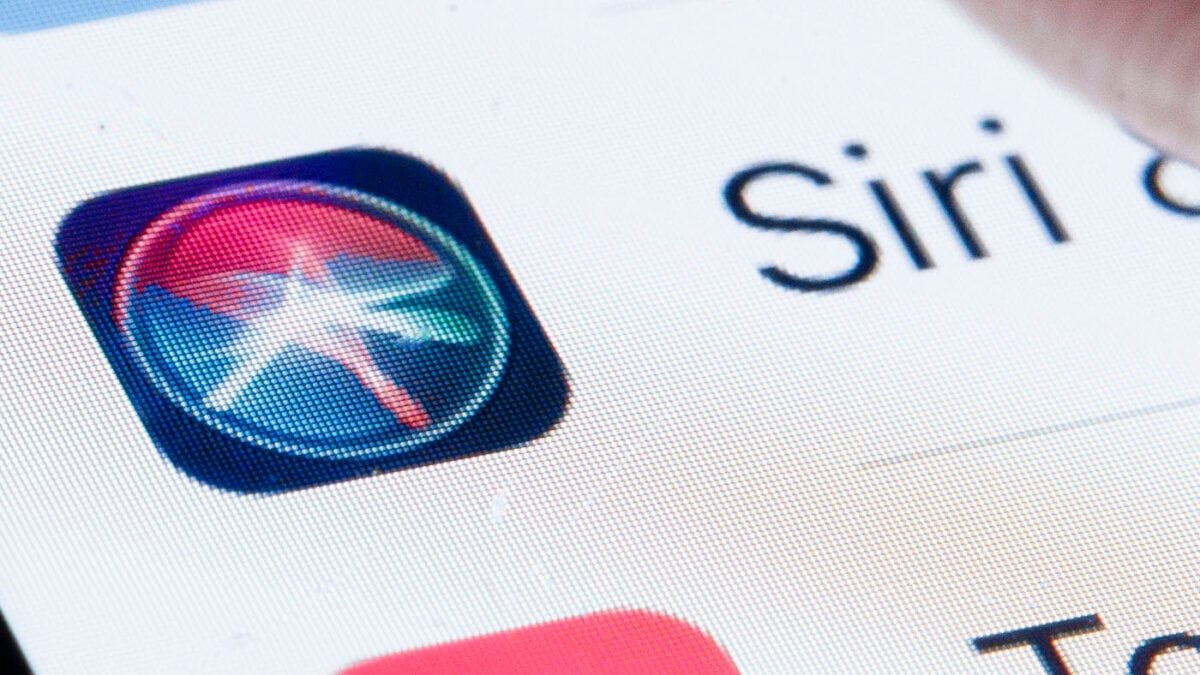 Report: Apple Is Testing Features That Will Put Siri All Over Your iPhone Experience