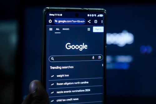 AI Search Engines Invent Sources for ~60% of Queries, Study Finds