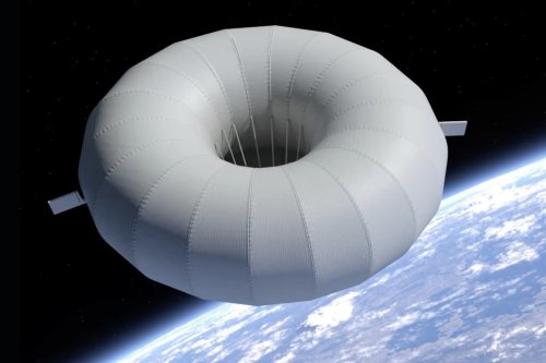 SpaceX Curveball Sends Experimental Reentry Capsule Off Course