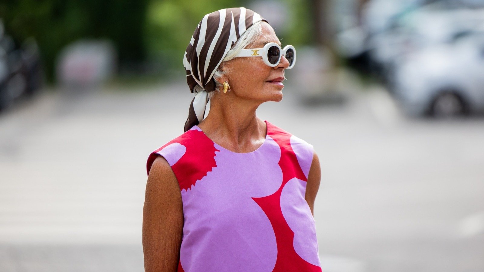 Everyone Is Wearing These 2 Colors Together In Summer 2026 (& They Look Great With Gray Hair)