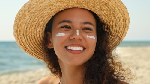 Tips For Ensuring You're Buying The Right Sunscreen For Your Skin Type - Glam