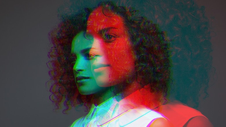 6 Common Traits Of Two-Faced People