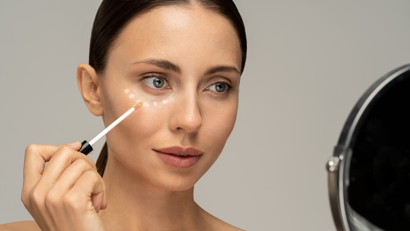 Sculpted Cheekbones Are Just A Simple Concealer Hack Away - Glam
