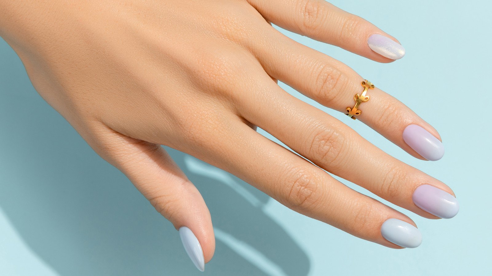 40 Chic Minimalist Nail Designs For Your Next Manicure - Glam