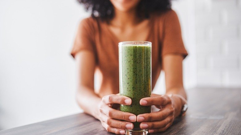 5 Common Detoxing Myths That Diet Culture Keeps Feeding Us