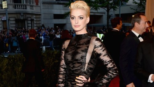 Not The Pink Oscars Dress: This Is Anne Hathaway's Real Best-Dressed Moment Of 2013