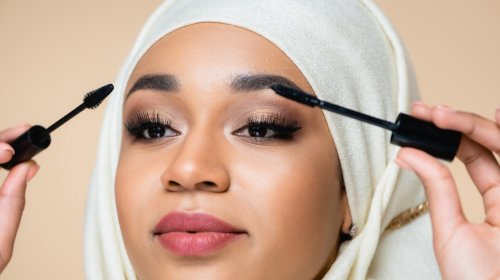 The Latest Viral Mascara Hack Promises The False Lash Look Without The Falsies - Glam