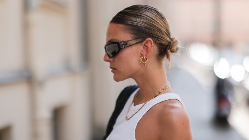 The Hair Tool That Could Revolutionize Your Sleek Bun ( It's Already In Your Shower) - Glam