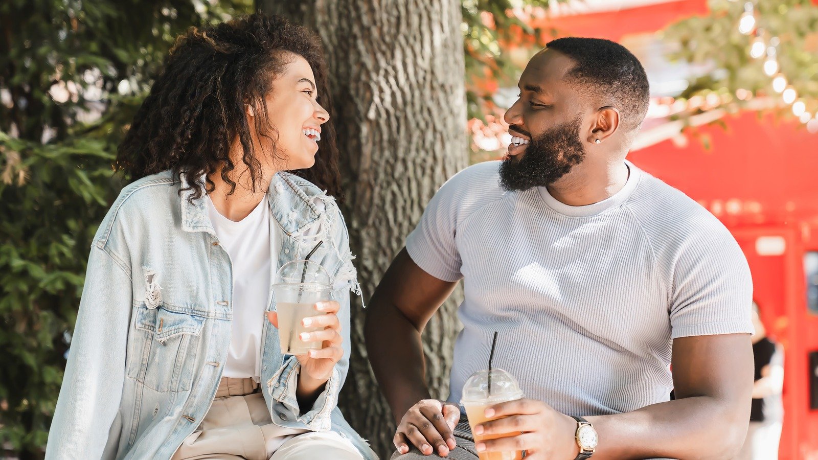 The 5 Styles Of Flirting, Explained By Our Relationship Expert - Glam