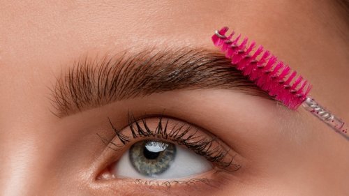 Backcombing Your Brows Is The Easiest Way To Refresh Them On The Go