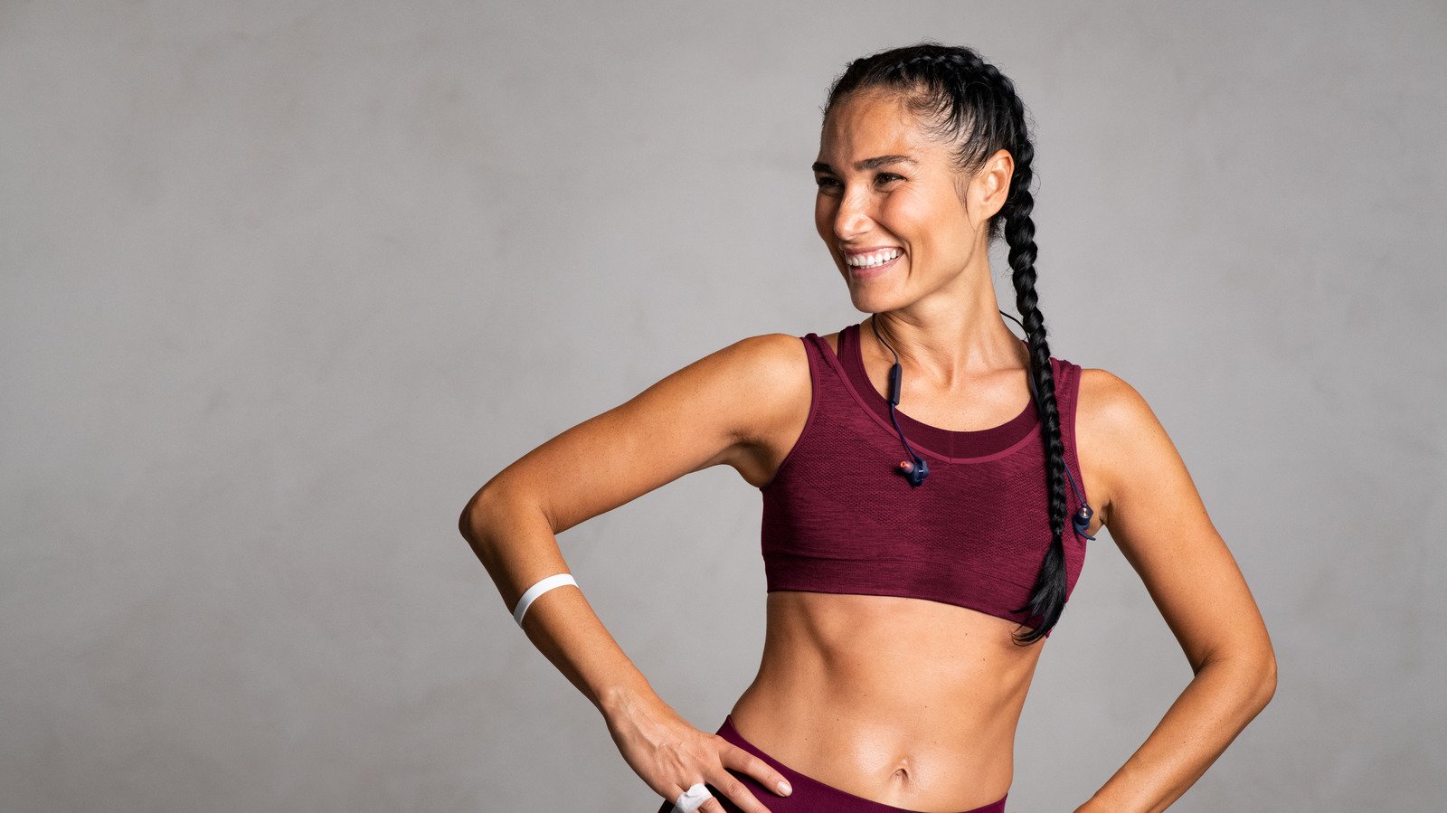 Here's How To Choose The Right Sports Bra For You - Glam